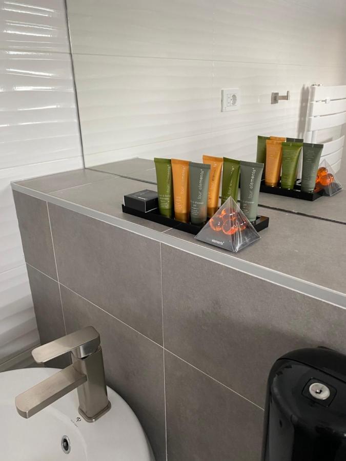 Velvet Home วาตราดอร์เนย์ ภายนอก รูปภาพ
