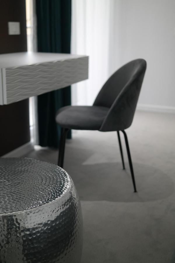 Velvet Home วาตราดอร์เนย์ ภายนอก รูปภาพ
