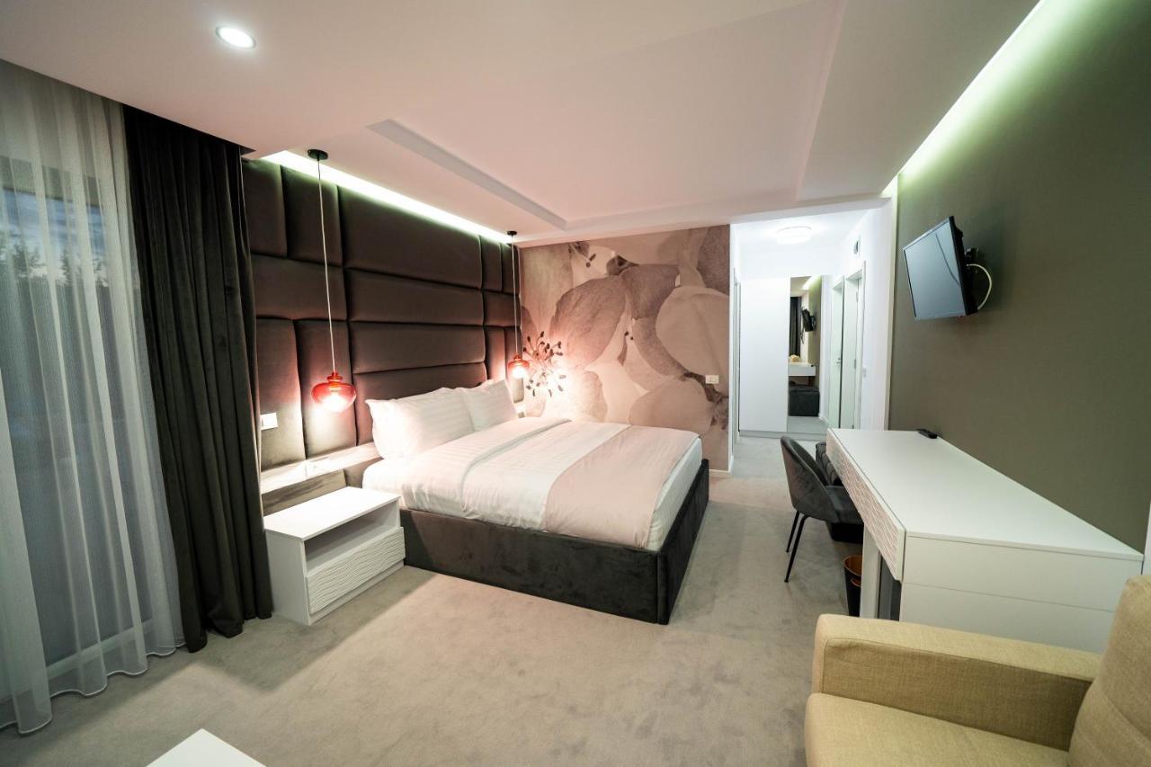 Velvet Home วาตราดอร์เนย์ ภายนอก รูปภาพ